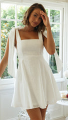 Sommerkleid Schulter Schnürung Abnehmen Einfarbig Kurzes Kleid Schulter Fliege Riemen