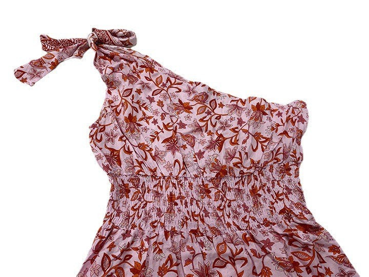 Ein-Schulter-ärmelloser Sling-Neckholder-Taille Enger kleiner gesmokter Strampler mit Blumenmuster
