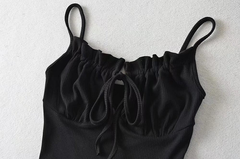 Einfarbige Top-Weste mit strähnigem Selvedge-Schnürverschluss und Kordelzug