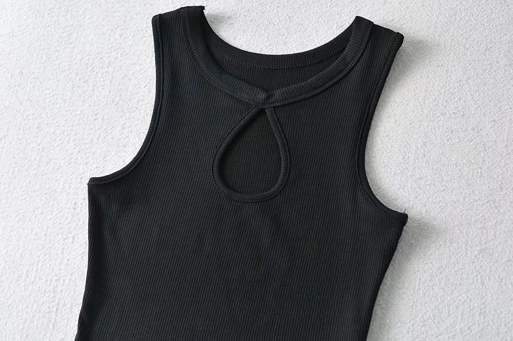 Blogueurs beauté poitrine goutte d'eau évider découpe sans manches coupe ajustée pull court tenue gilet