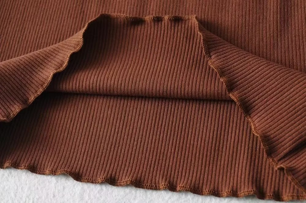 Wooden Ear Hem Square Collar Slimming Small Vest Close