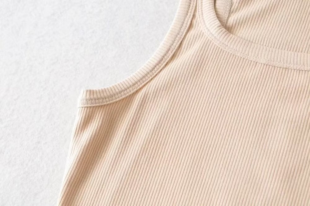 Wooden Ear Hem Square Collar Slimming Small Vest Close