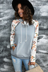 Bedruckter Hoodie mit Kordelzug und Raglanärmeln