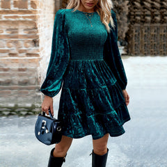 Robe en velours élégante à col rond