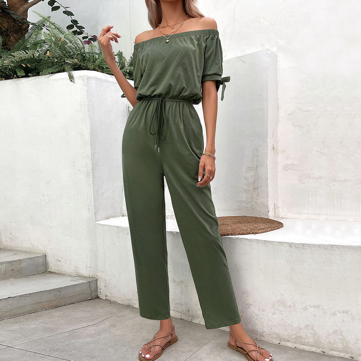 Schulterfreier, einfarbiger Jumpsuit