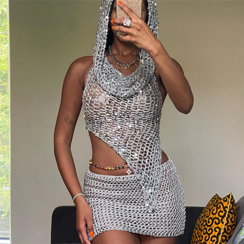 Set aus gestricktem Oberteil mit Pailletten und hoher Taille sowie Wickelrock