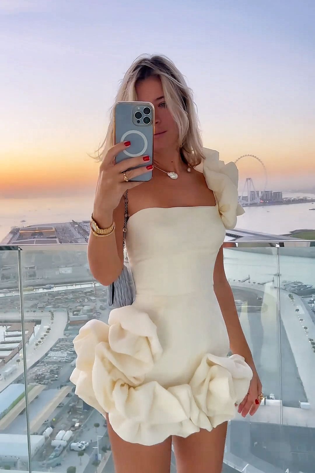 Robe à volants, taille haute, asymétrique, tube, hanches