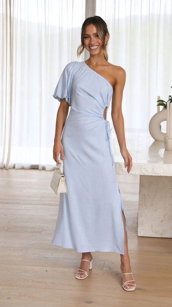 Modisches, elegantes Kleid mit schrägen Schultern, Puffärmeln und Seitenschlitzen