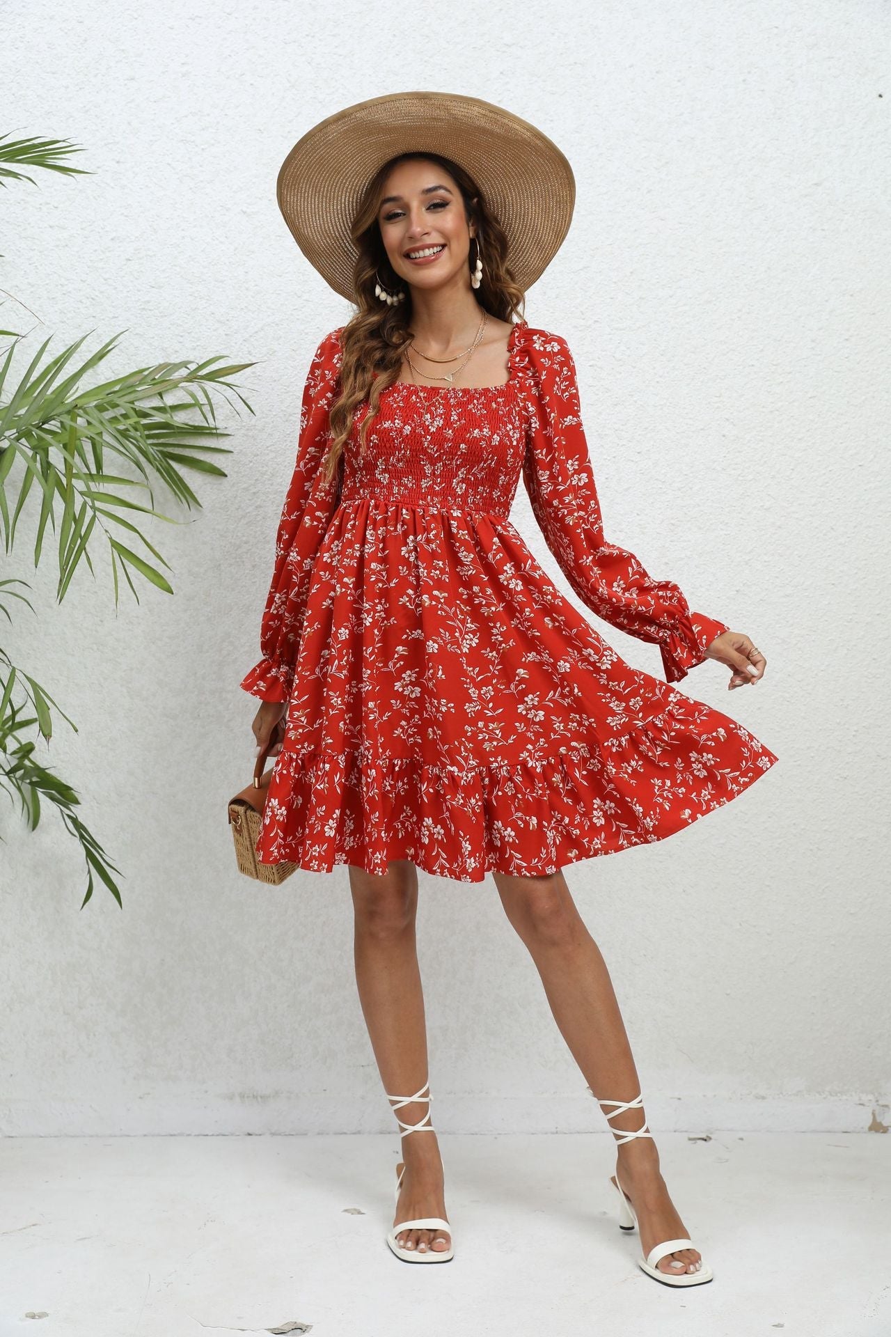 Langärmliges Midikleid mit Blumenmuster