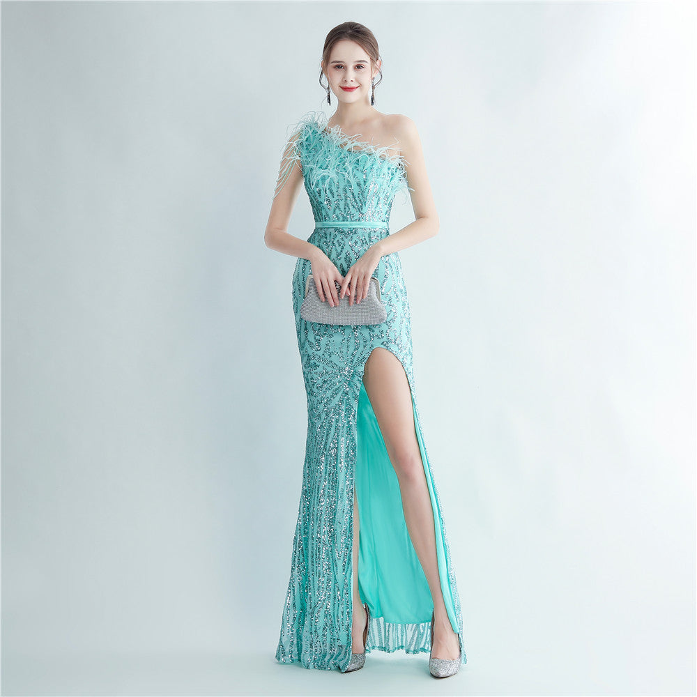 Schwere Industrie Straußenhaar Handwerk Perlen Haar Schräge Schulter Seite Schlitz High-End-Abendkleid