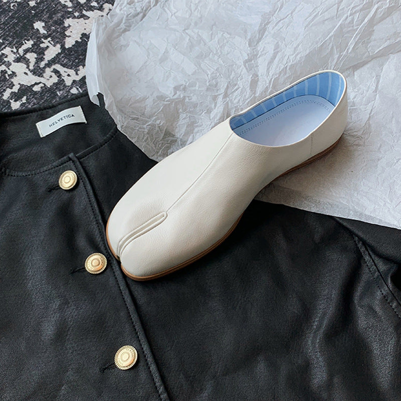 Summer Sier Horseshoe Slip-on Lofter Flat