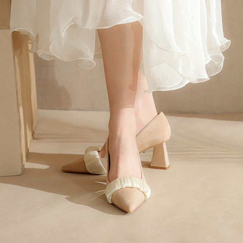 Chaussures uniques à bout pointu et à une seule couche pour femmes