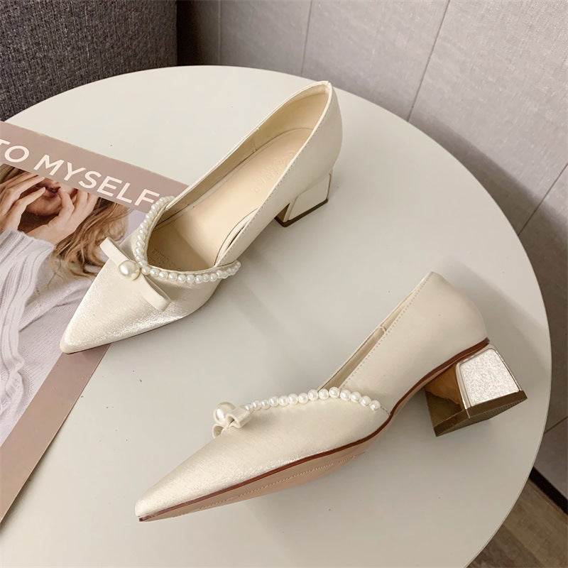 Pearl Bow Pumps Mid Chunky Pointed High