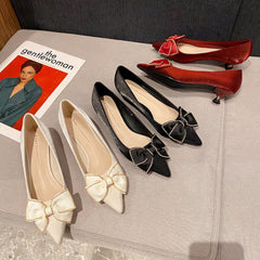 Escarpins à talons aiguilles bas et pointus pour femme, abricot