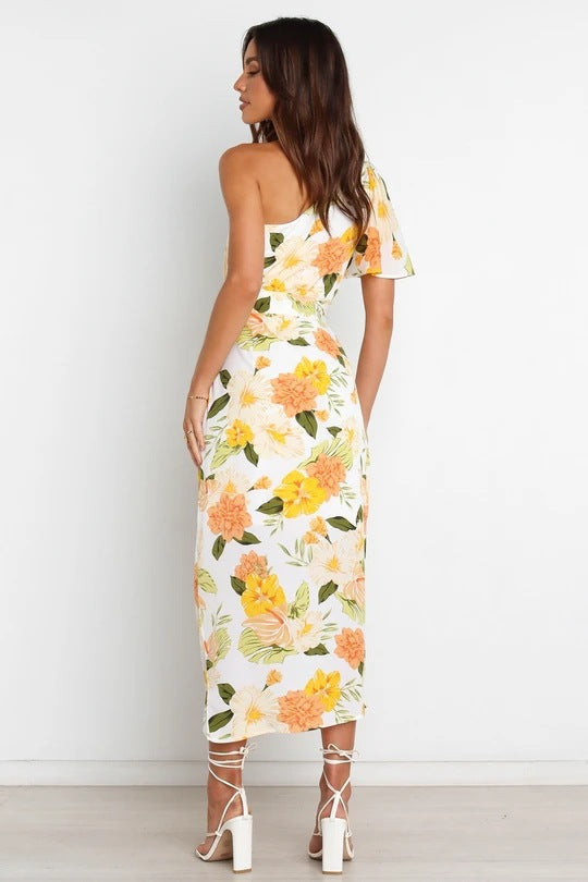 Bedrucktes, asymmetrisches Kleid mit Schnürung