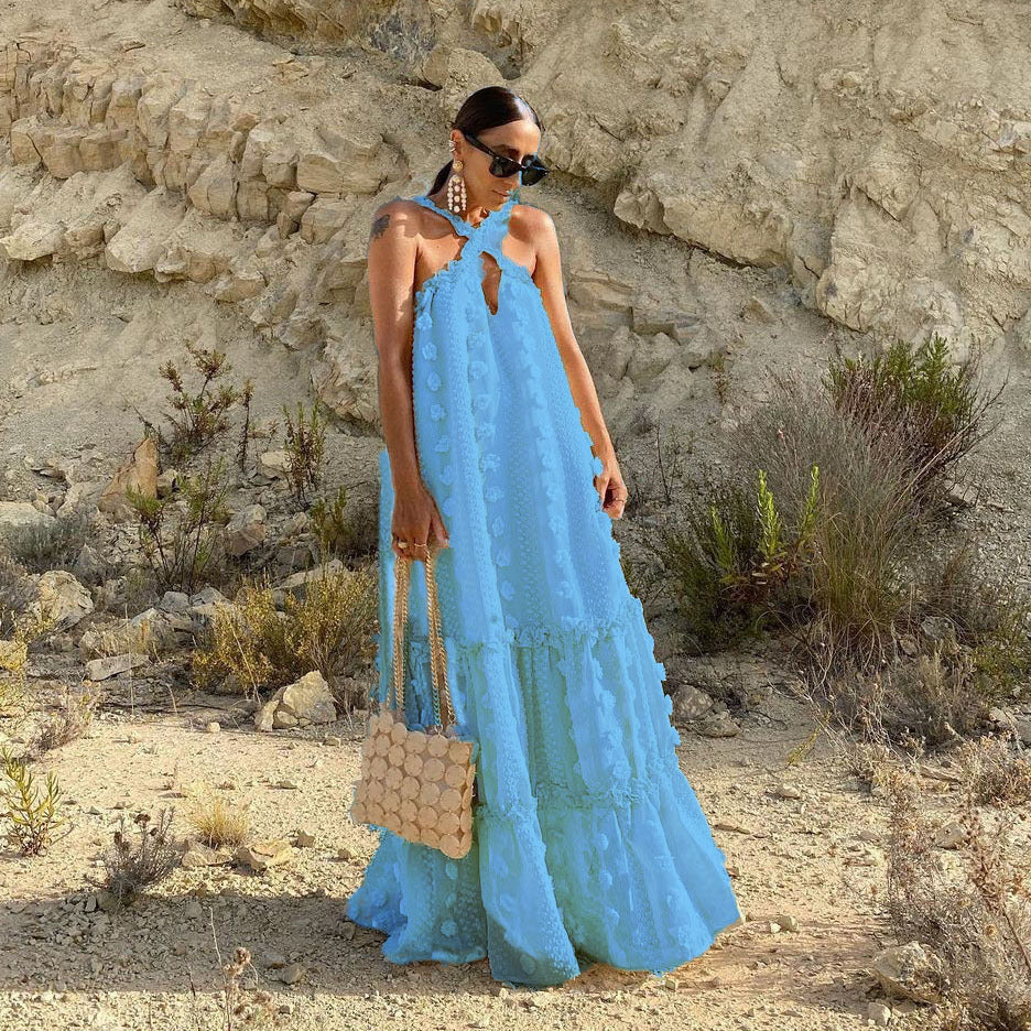 Robe à volants et motif floral tridimensionnel à col licou