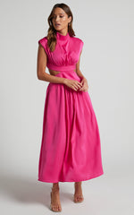 Sweet Street – StCollar – Kurzes, einfarbiges Maxikleid