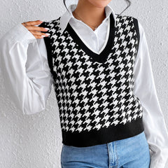 Simple Contrast Color Matching Houndstooth Pullover Vest Knitted Sweater