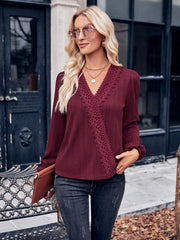 Casual V neck Imitation Sweater Lace Long Sleeved Top
