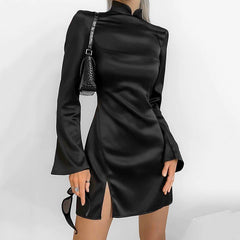 Chinesisches Stup-Kragen-Slim-Fit-Kleid Nischen-Langarm-Freiliegender Rücken Schwarzes kurzes Kleid