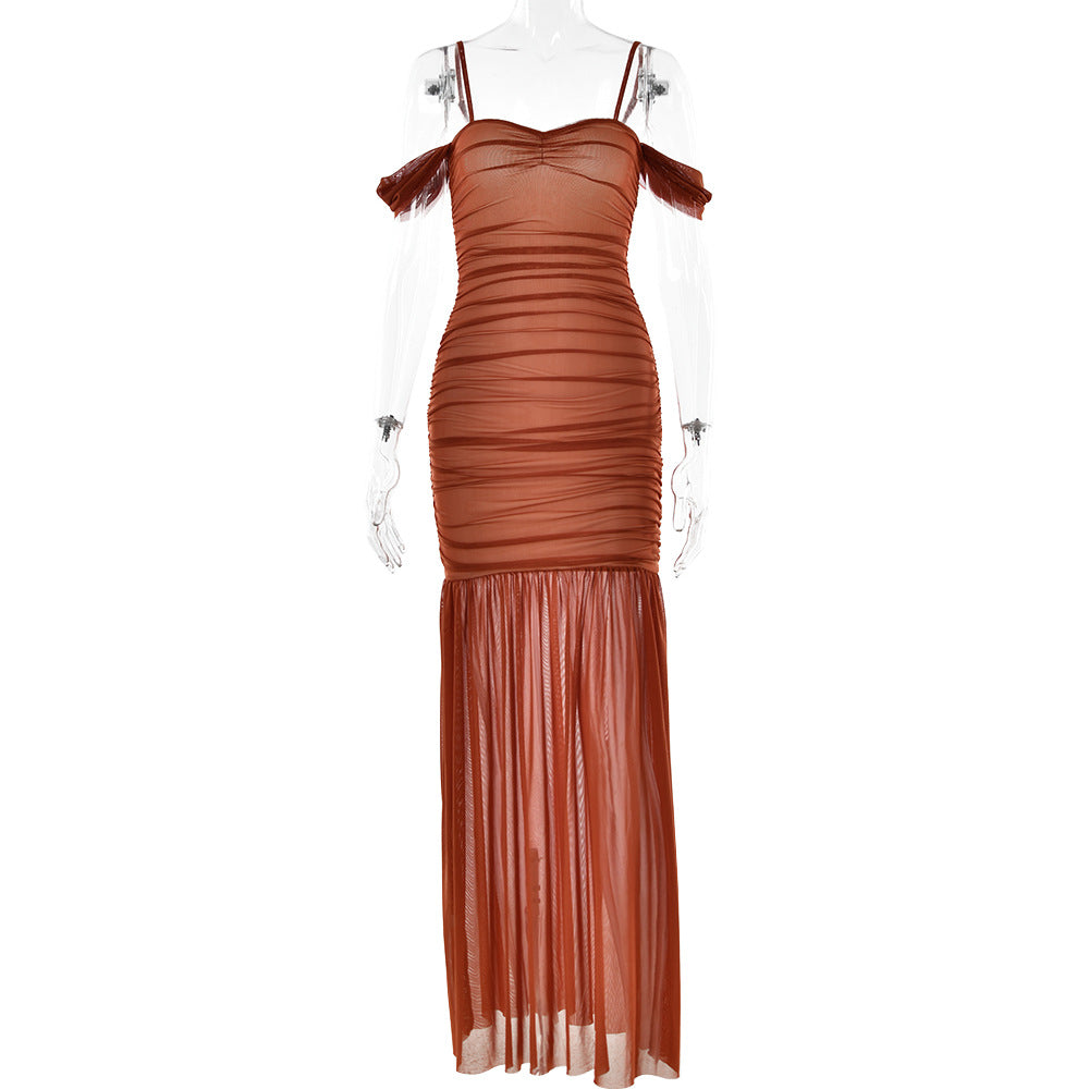Robe à bretelles dos nu cousue