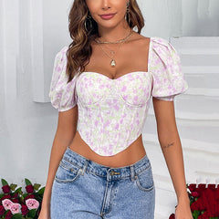 T-shirt imprimé en mousseline de soie avec corset et anneau en acier