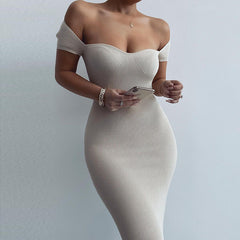 Robe longue côtelée à col nu