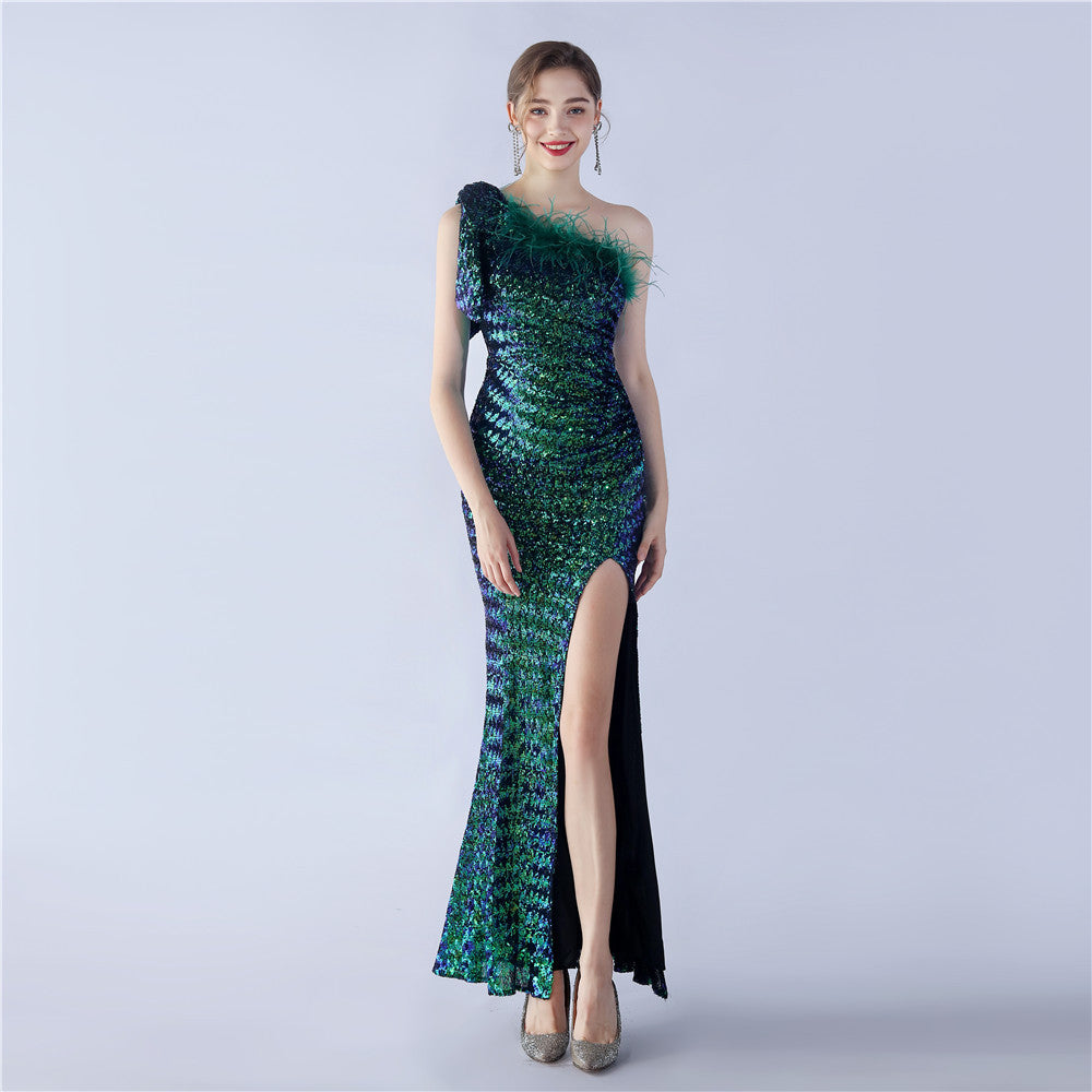 Craft Floral plus Straußenfeder High End Pailletten One-Shoulder Abendkleid