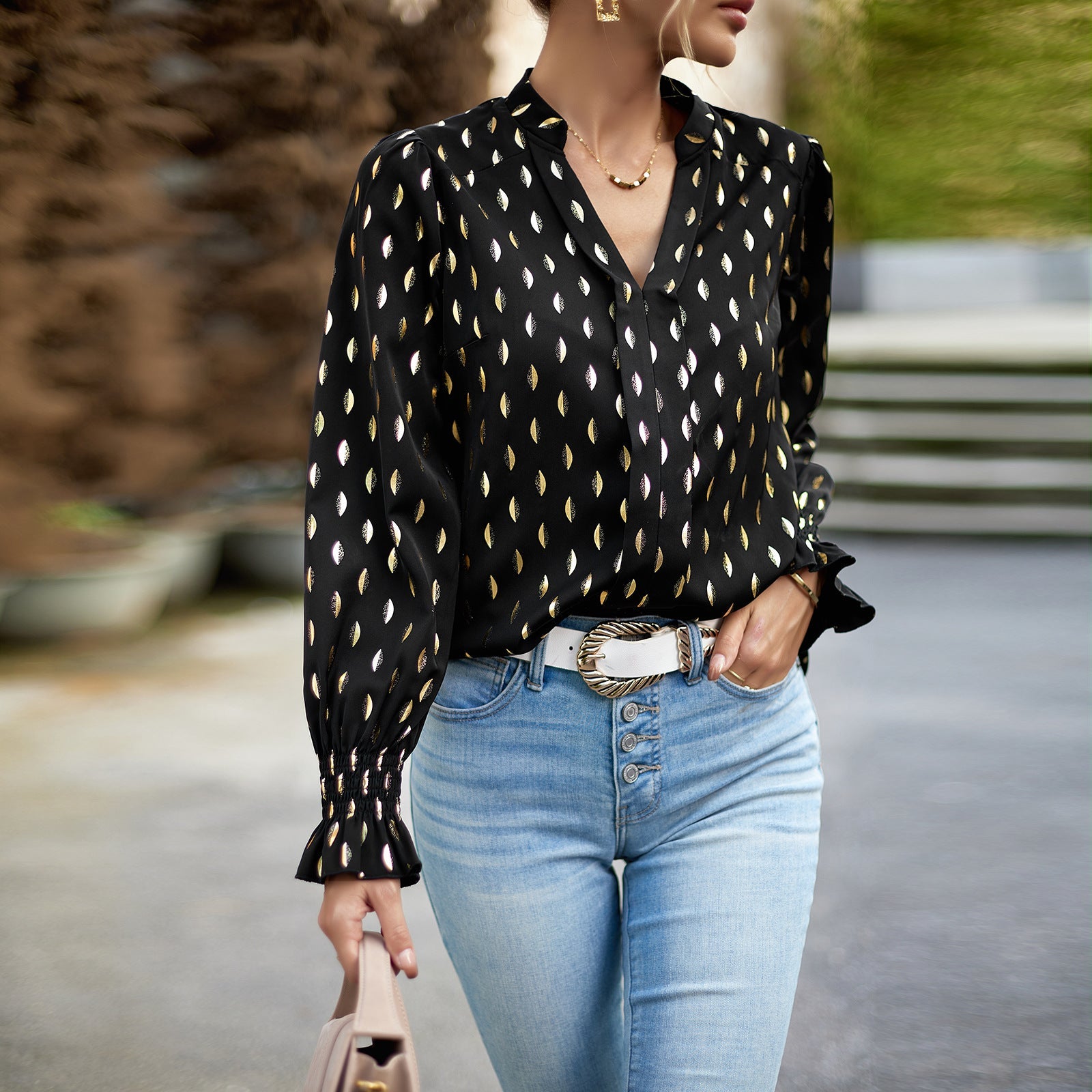 Chemise col V manches longues