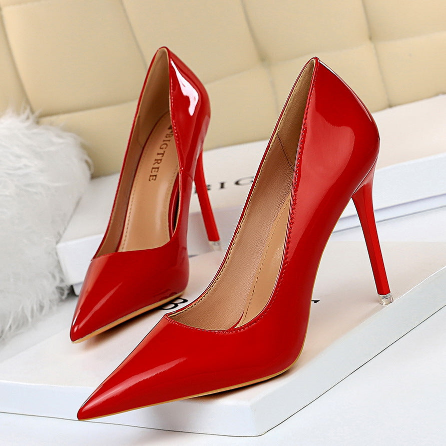 Damen Einfacher Stiletto Glänzender Lack Flacher Mund