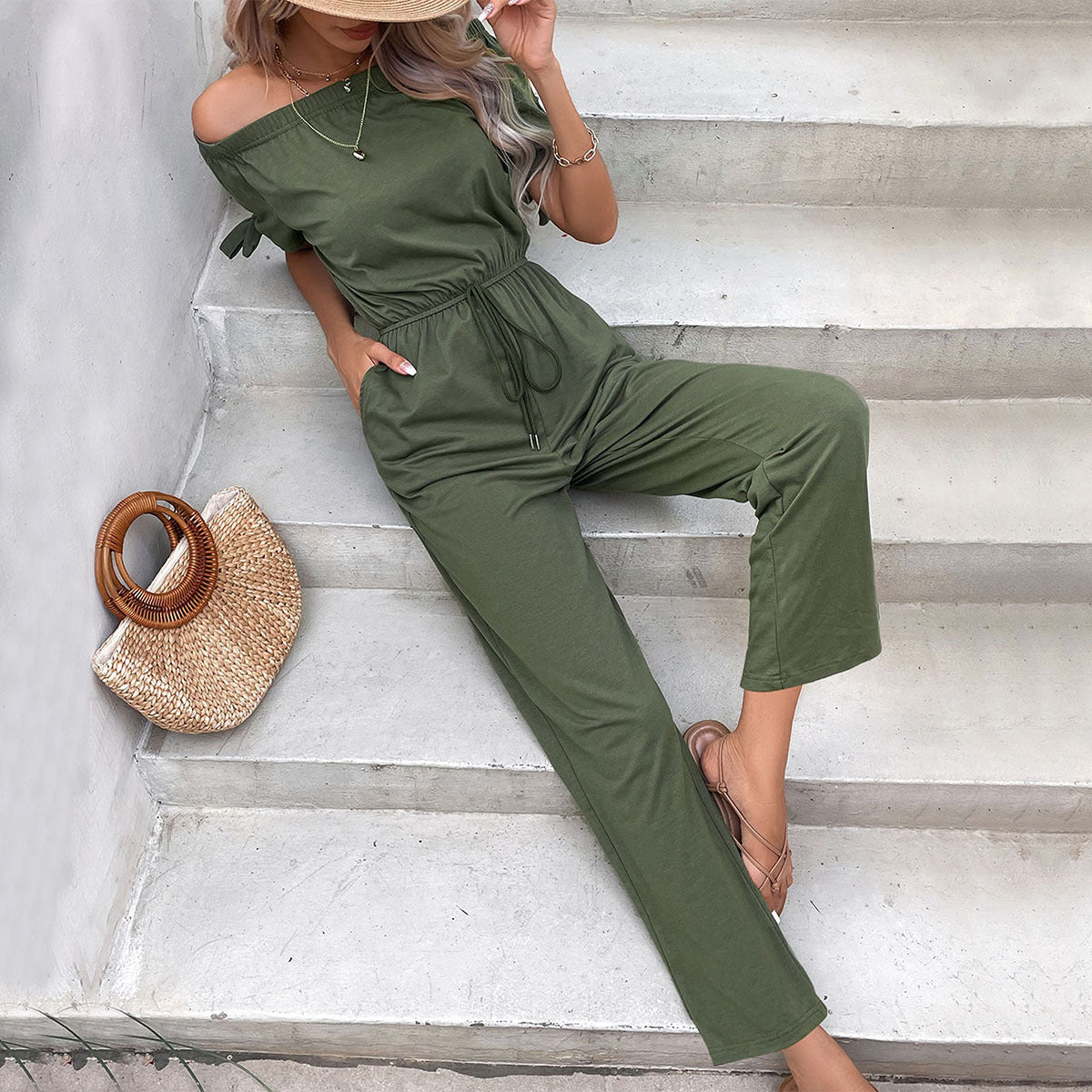 Schulterfreier, einfarbiger Jumpsuit