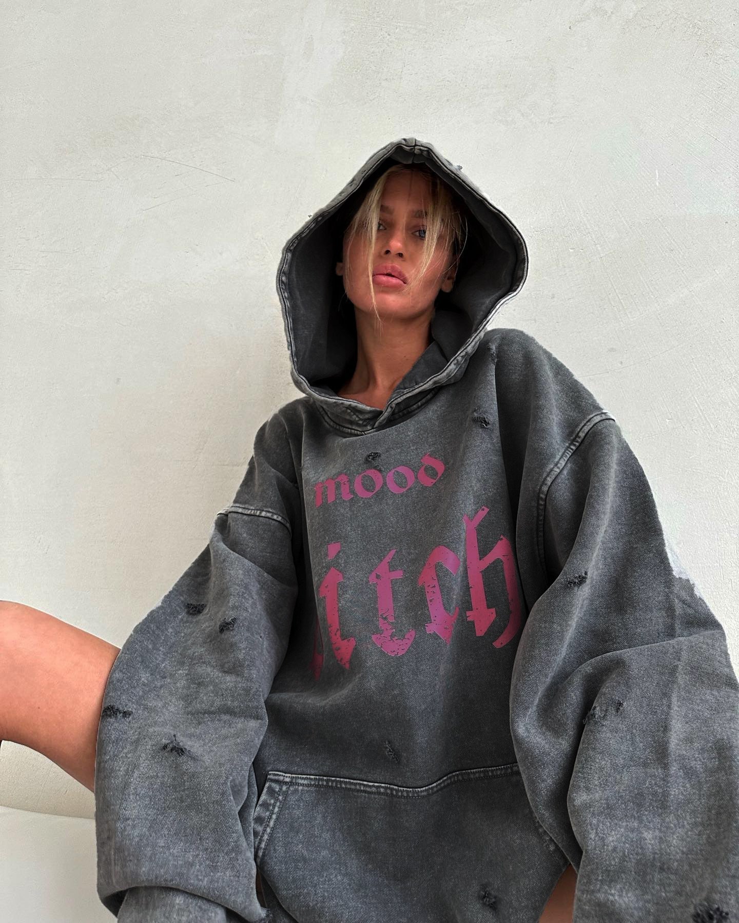 Street Worn Looking Washed-out Broken Letters Printed Hoodie Lazy Loose Pocket Coat