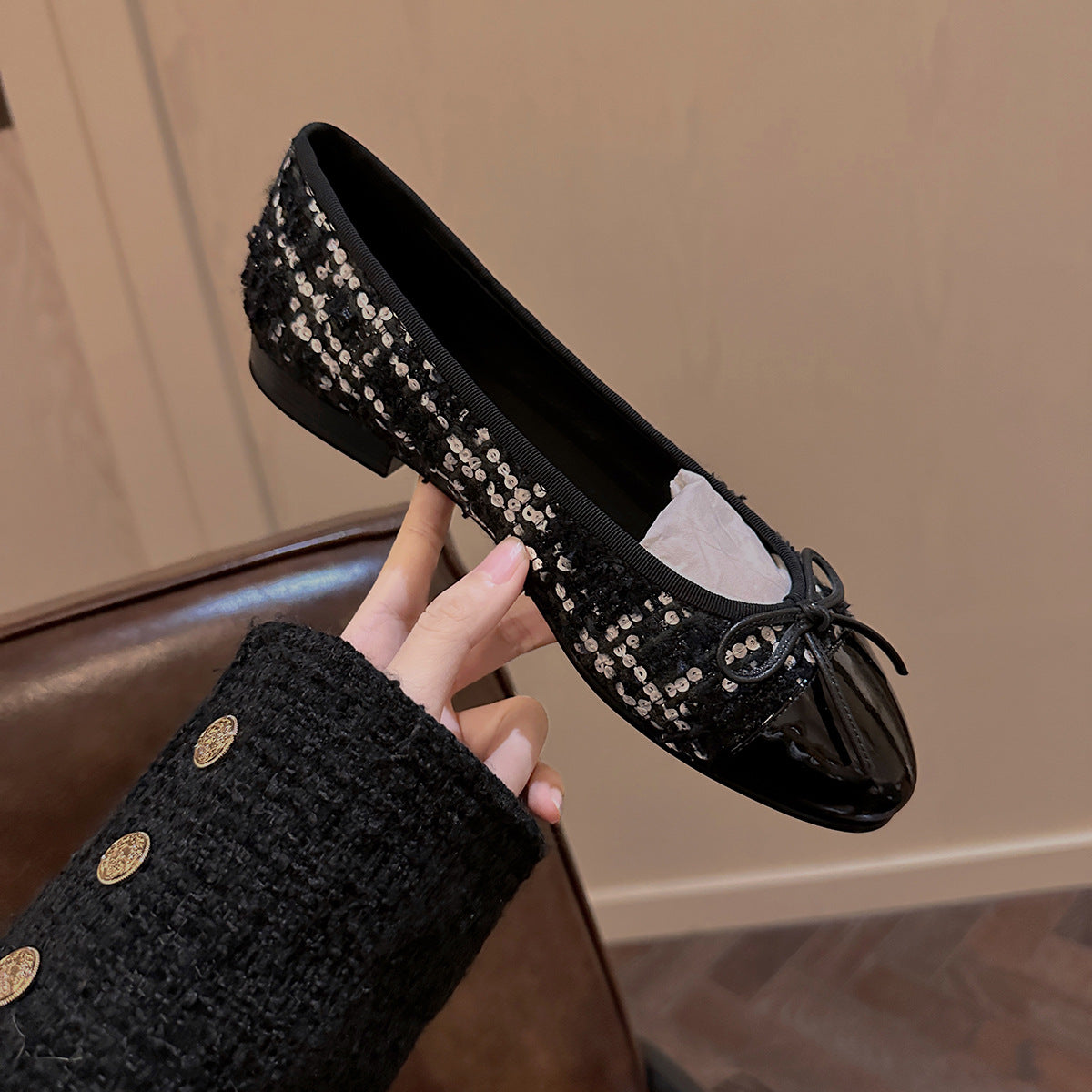 Style Tweed Flat Bottom Height Thick