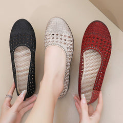 Women's Old Beijing Cloth Summer Slip-on Hollow Mother's Comfortable