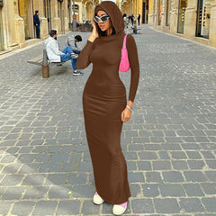Slim Fit Kleid mit Kapuze und Schlitz hinten in Volltonfarbe