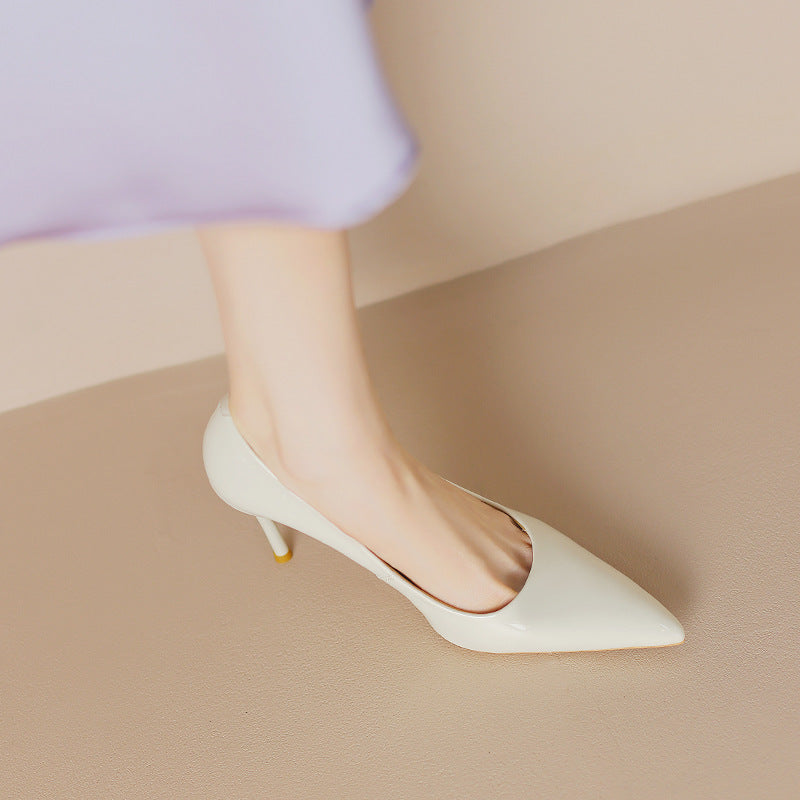 Escarpins à talons aiguilles pointus et hauts couleur chair pour femmes