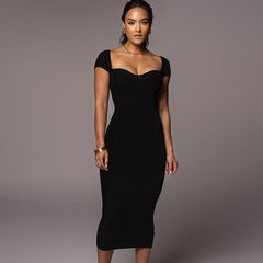 Robe longue côtelée à col nu