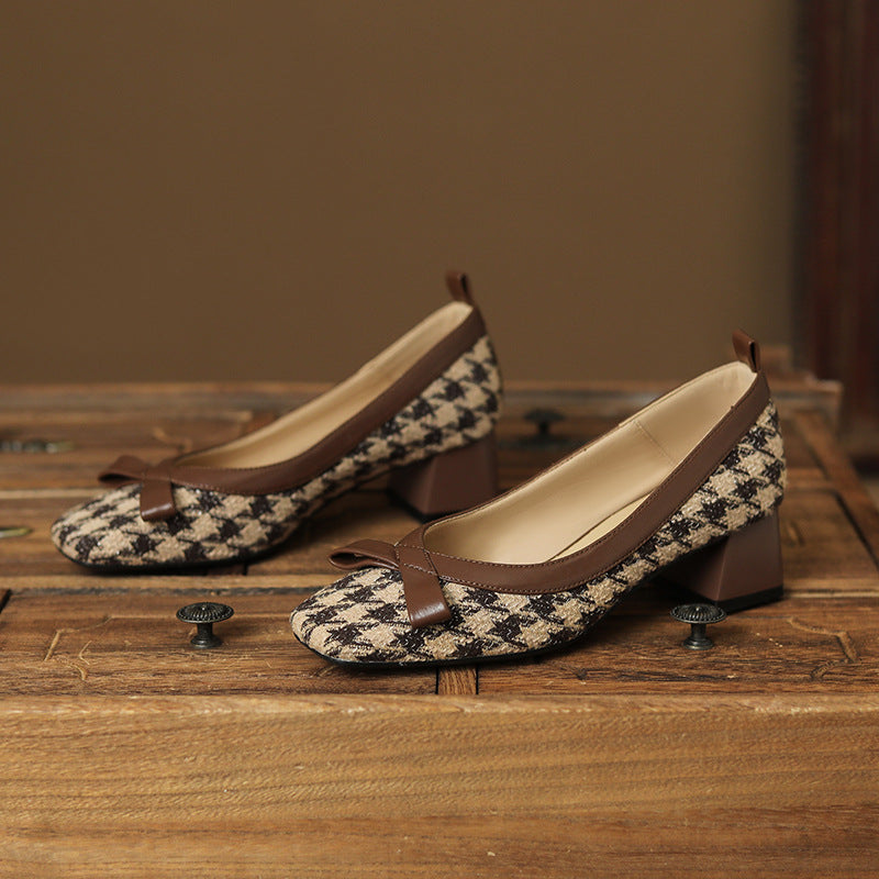 Stil Abendschleife Kitten Square Toe Low-Cut Heels