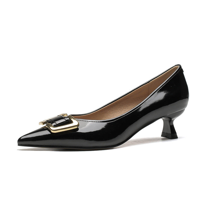 Talons aiguilles uniques et innovants avec boucle en métal