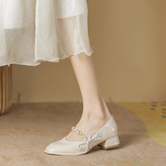 Damen Square Toe Chunky Granny Mid Bow Flach