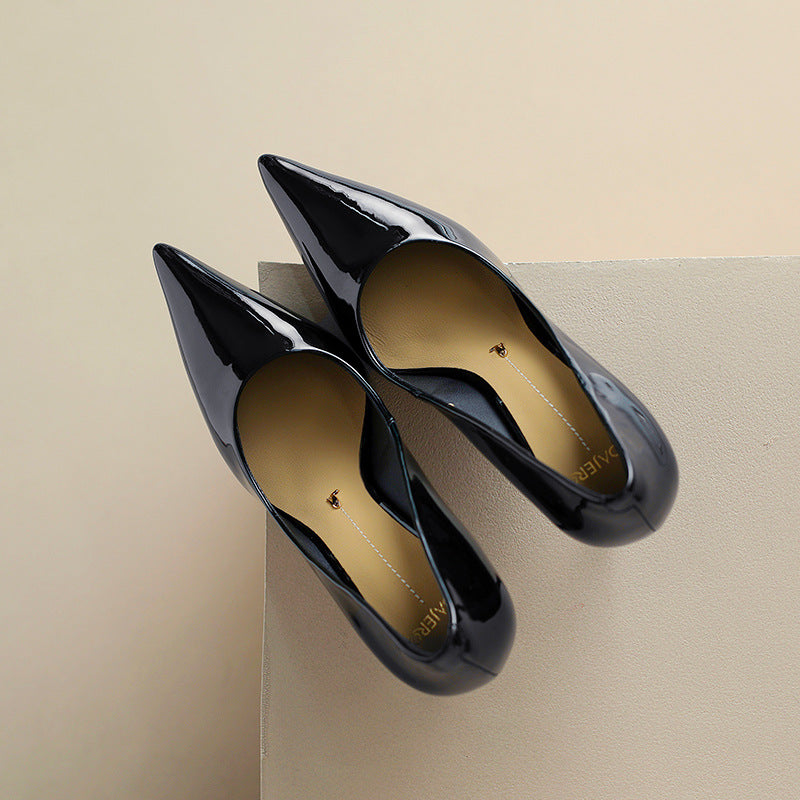 Escarpins à talons aiguilles pointus et hauts couleur chair pour femmes