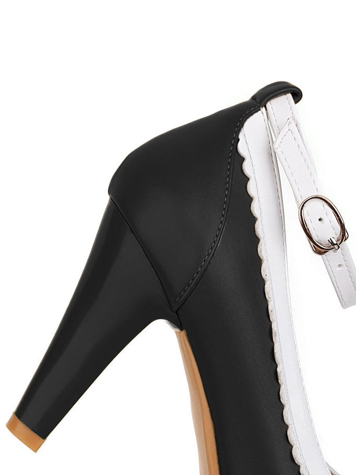 Retro High Heels mit Knöchelriemen