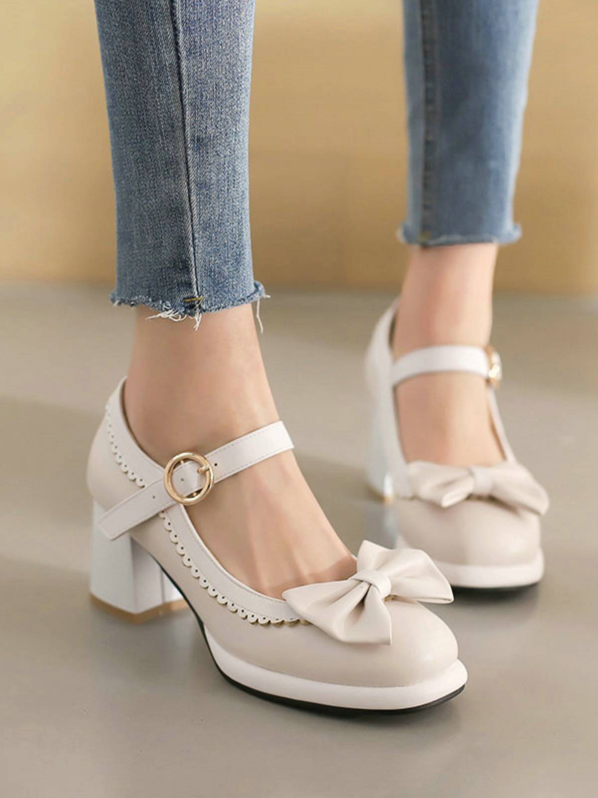 Chaussures Mary Jane à talons épais et nœud papillon