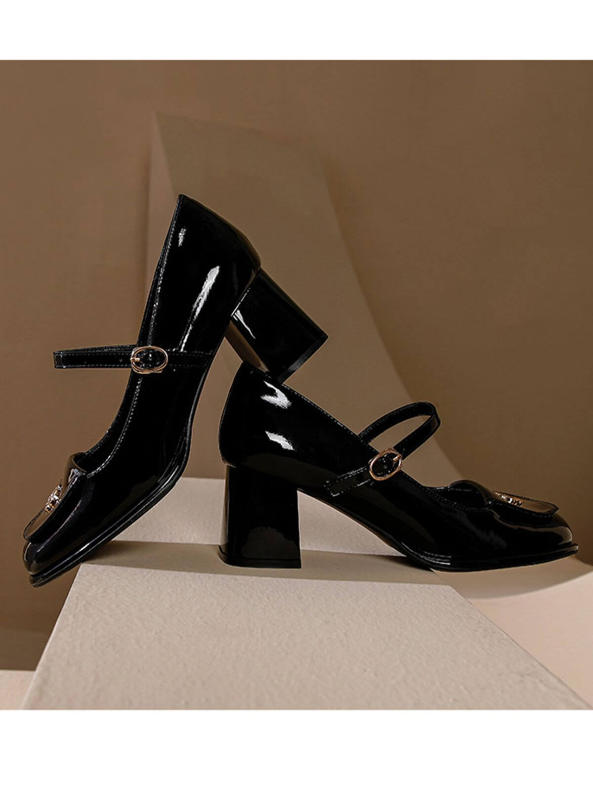Chaussures Mary Jane à talons épais en cuir verni