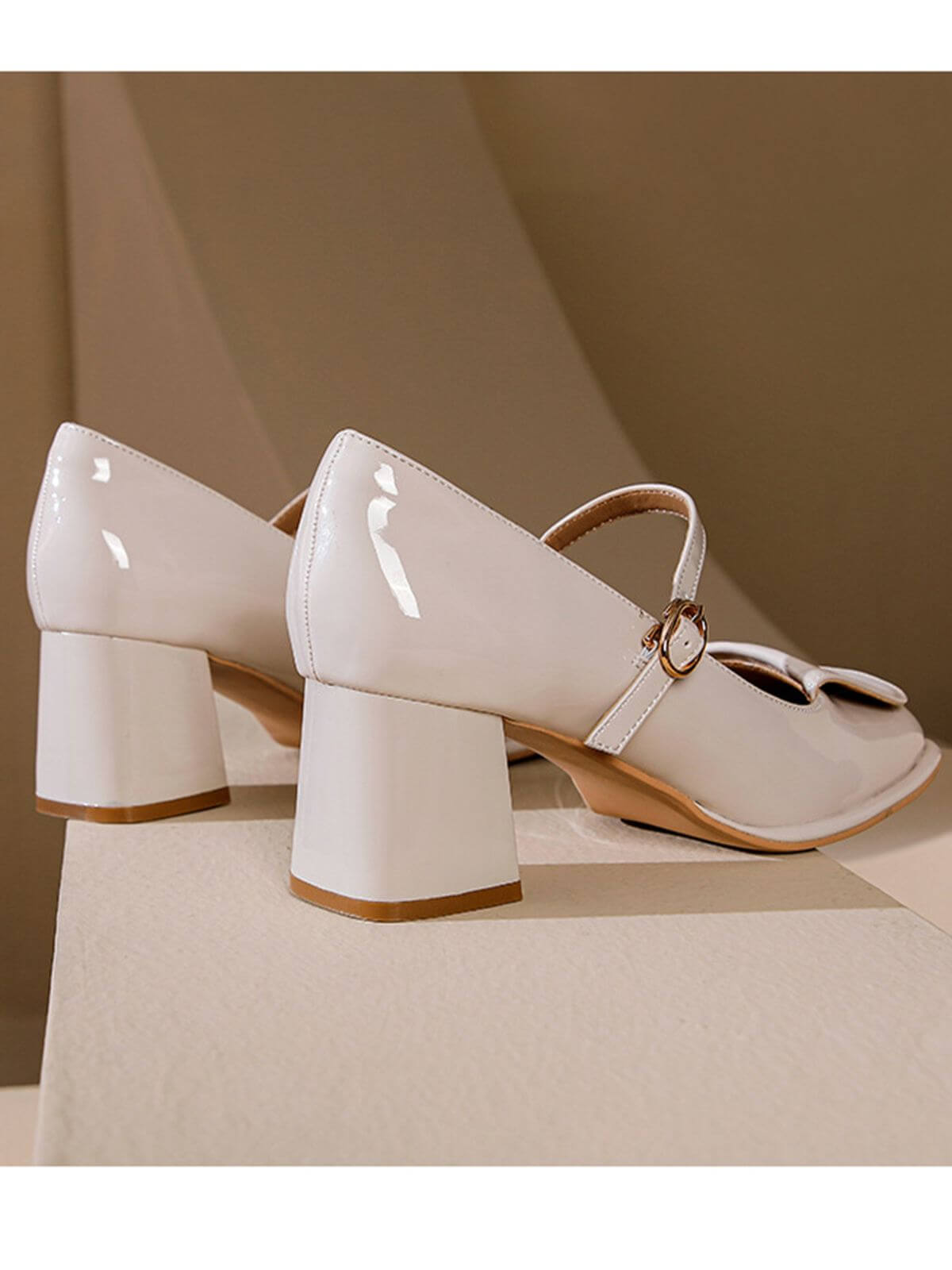 Chaussures Mary Jane à talons épais en cuir verni