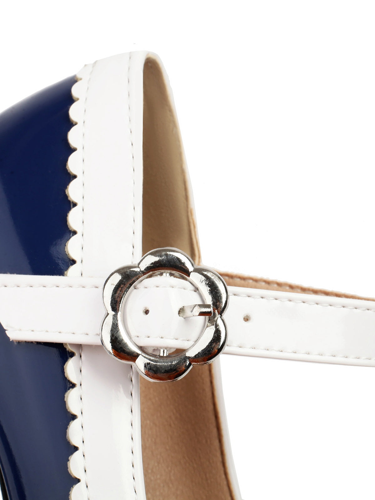 Retro High Heels mit runder Spitze und Schleife