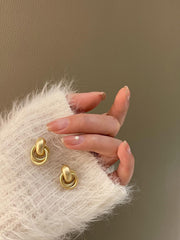 Vintage Gold Circle Earrings