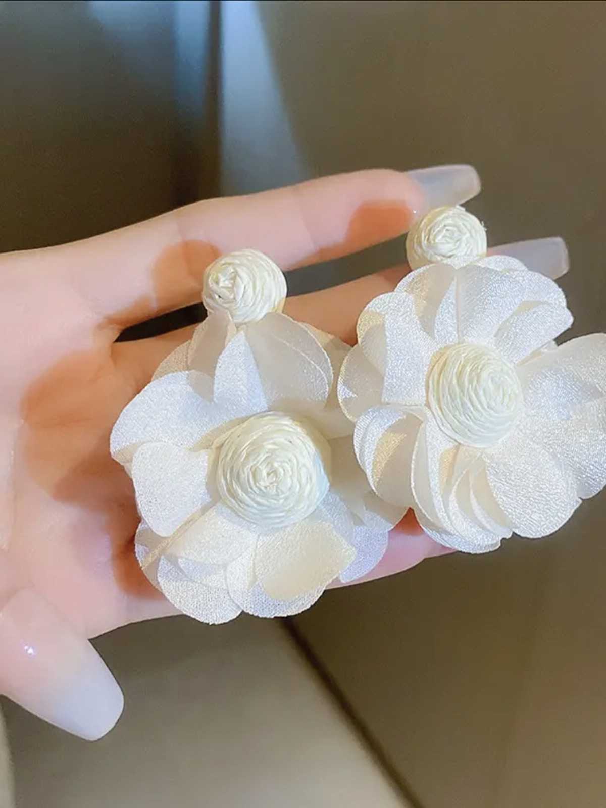 Retro Mesh 3D Blumen Ohrringe