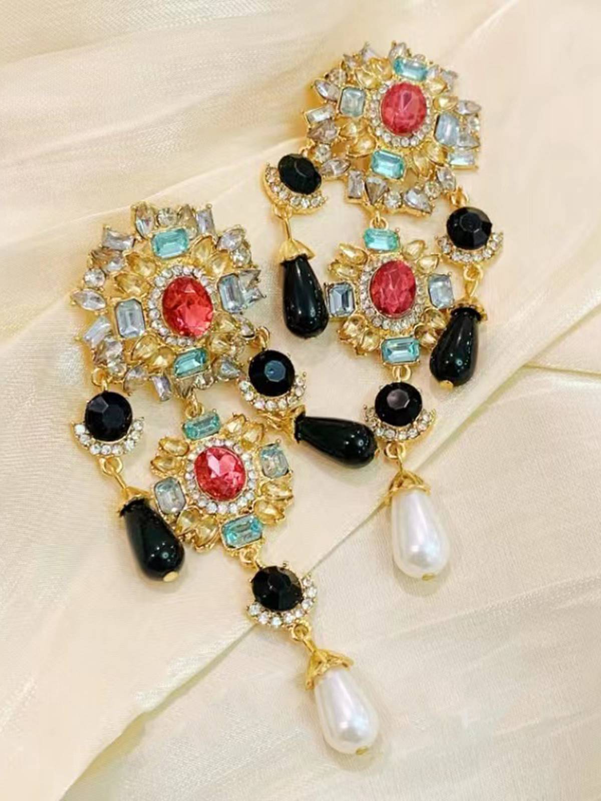 Baroque Vintage Rhinestone Earrings