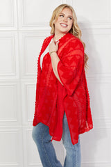 Justin Taylor – Asymmetrischer Poncho-Cardigan mit Pom-Poms in Rot